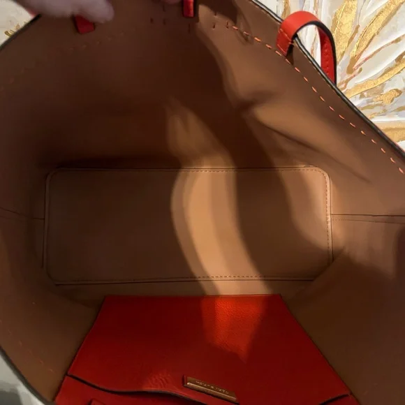 Tory Burch McGraw - Picture 12 of 12